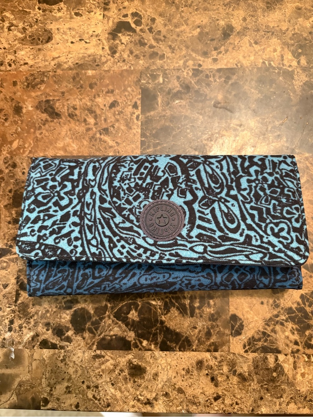 Kipling wallet.